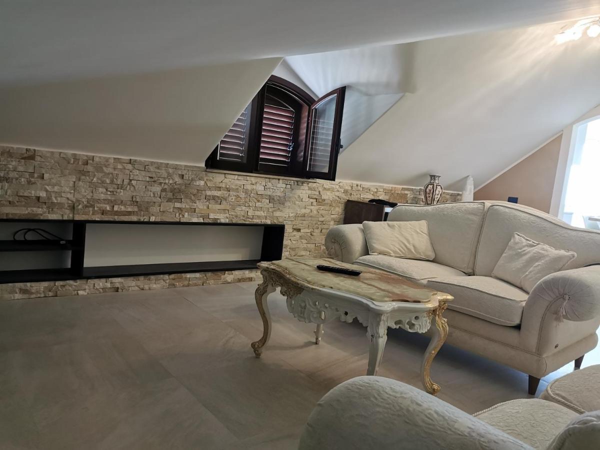Residence Villa Candida Giardini Naxos Exterior photo